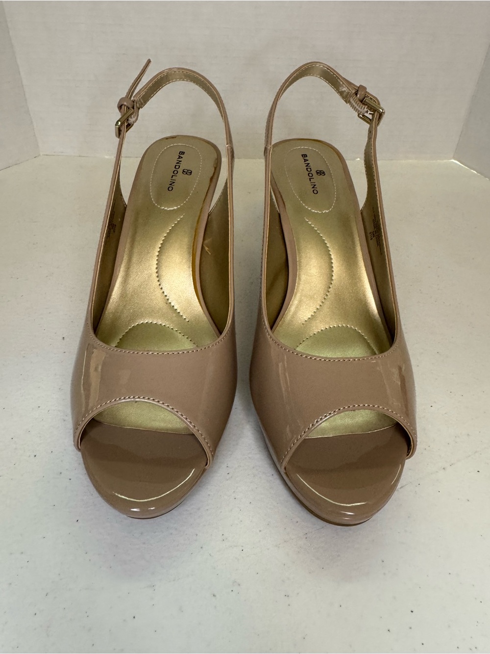 Bandolino Melt nude patent leather slingback Peep Toe heels, 3.5-inch, Size 10